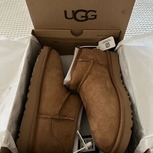 Brand new-in-box, UGG Ultra mini boots in Chestnut Suede, Size 6.